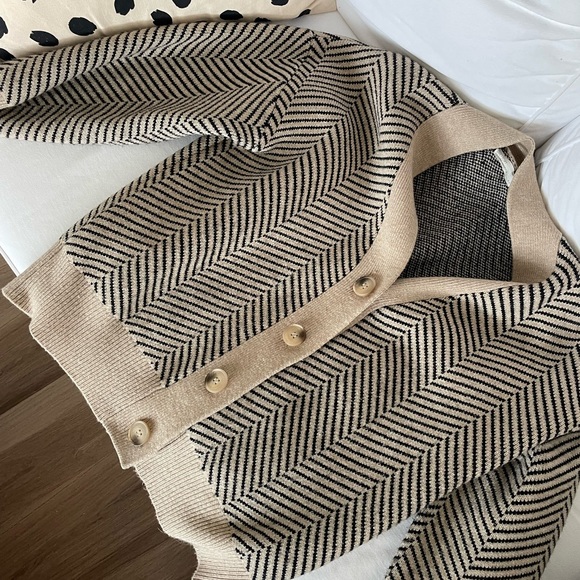 Sweaters - Oak and fort cardigan